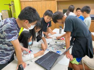 Read more about the article Summer School Robotics Classes Day 2