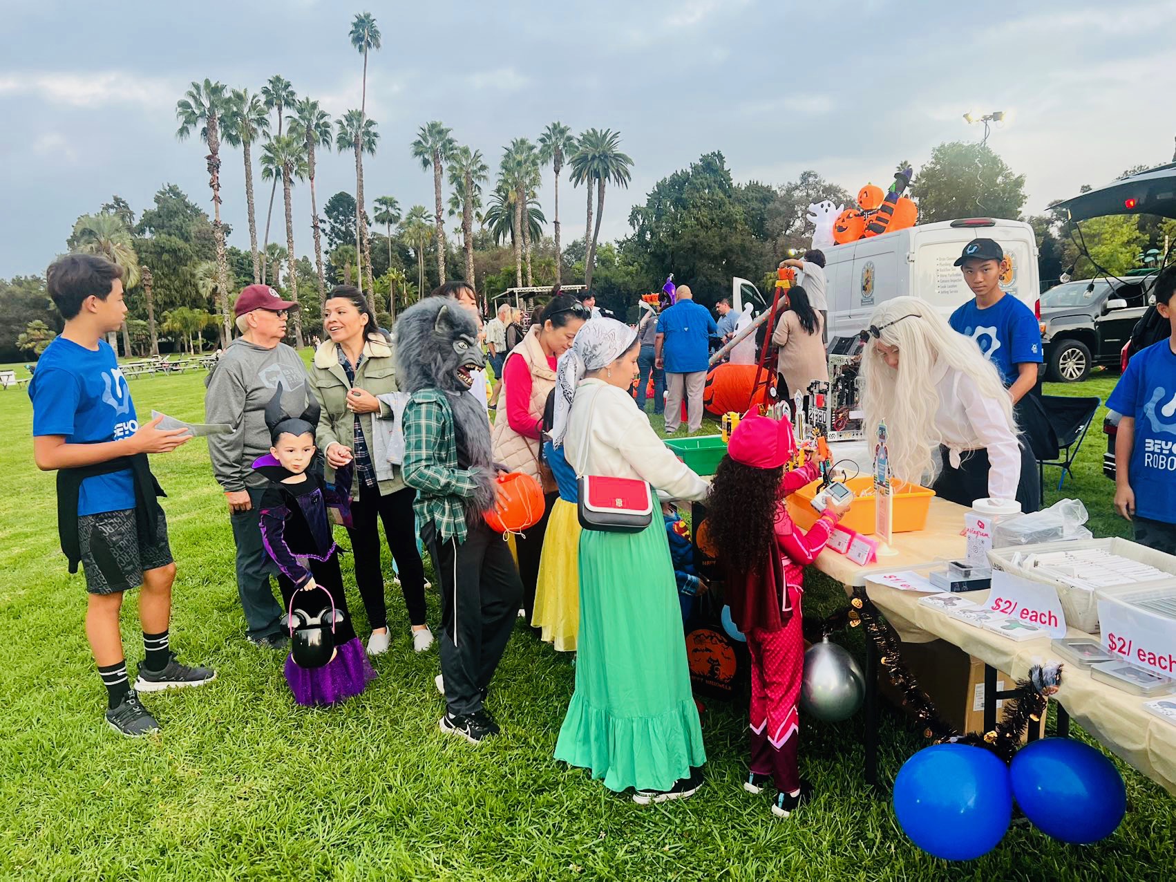 You are currently viewing Trunk Or Treat at Lacy Park for Halloween